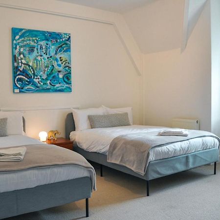 Appartamento Spacious 3Br Victorian Cheltenham Loft Flat In Cotswolds - Free Parking Esterno foto